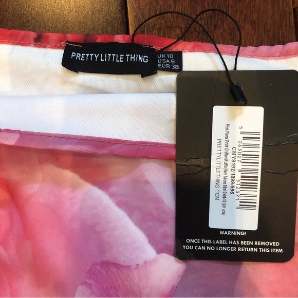 PrettyLittleThing Pink Floral Print Chiffon Ruffle Hem Micro Mini Skirt - Picture 10 of 10